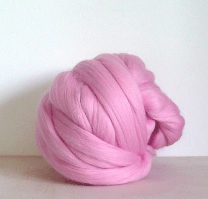 merino wool roving pink [wool roving, pink wool roving, pink merino roving]